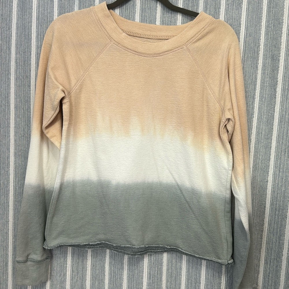Ladies sweatshirt